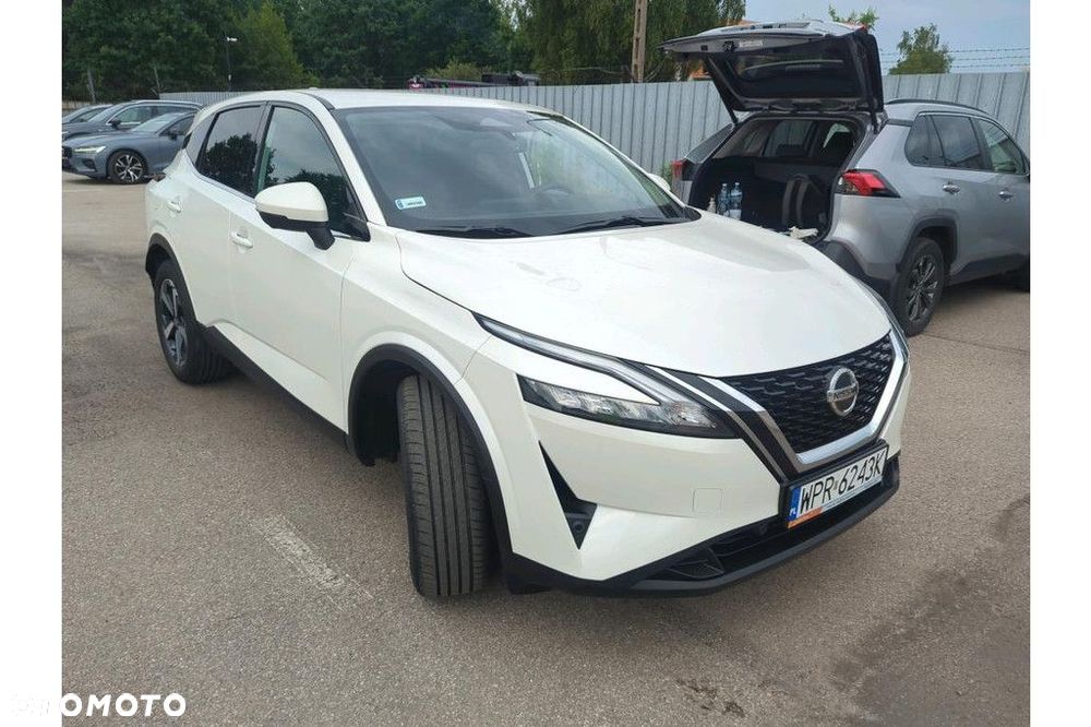 Nissan Qashqai 1.3 DIG-T MHEV N-Connecta Xtronic - 4