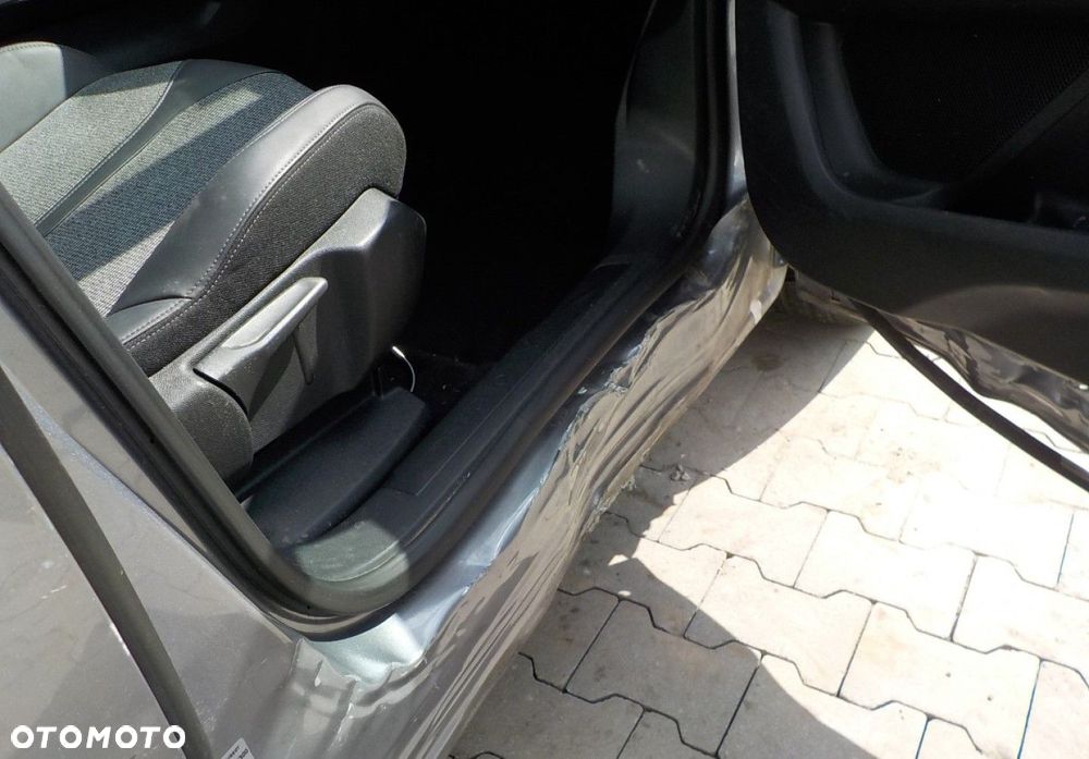 Peugeot 3008 - 16