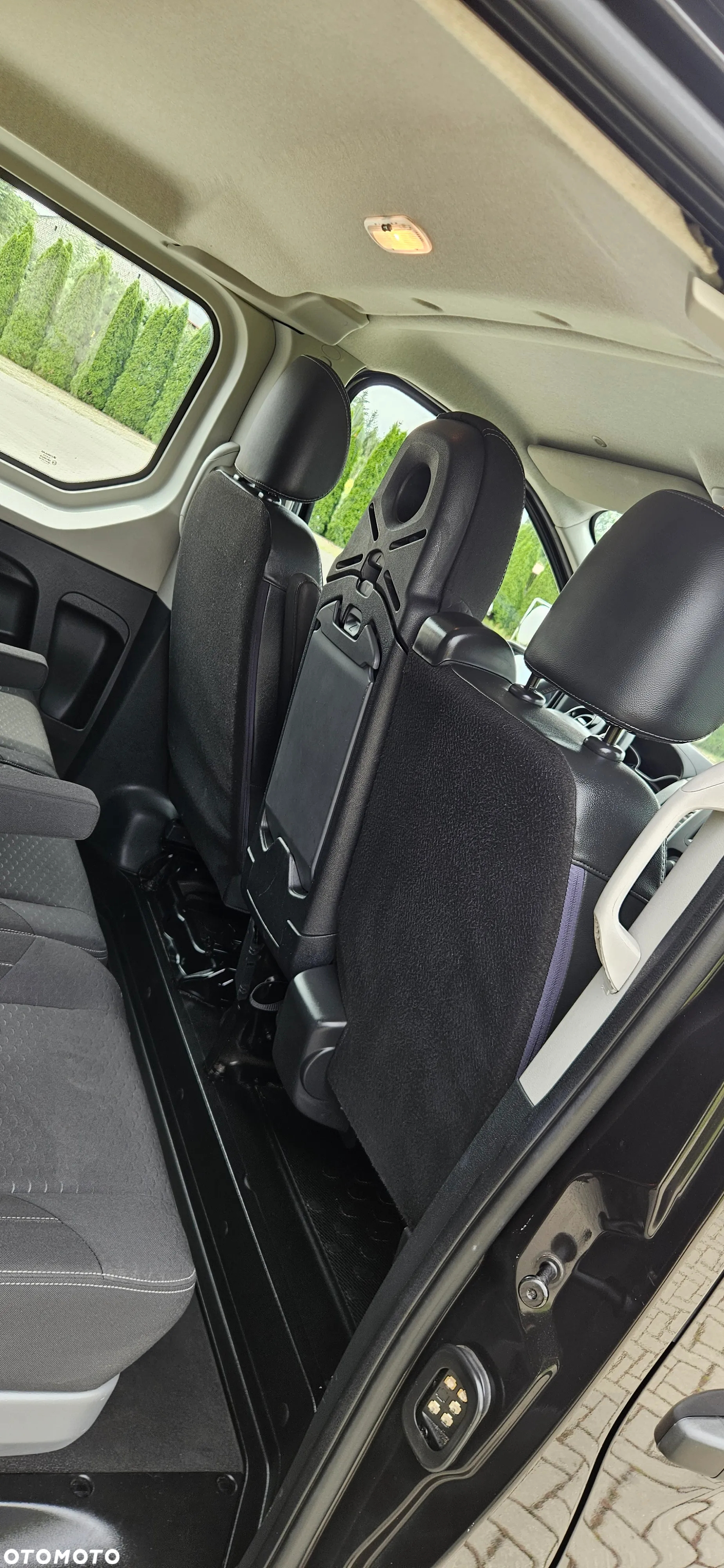 Opel Vivaro - 20