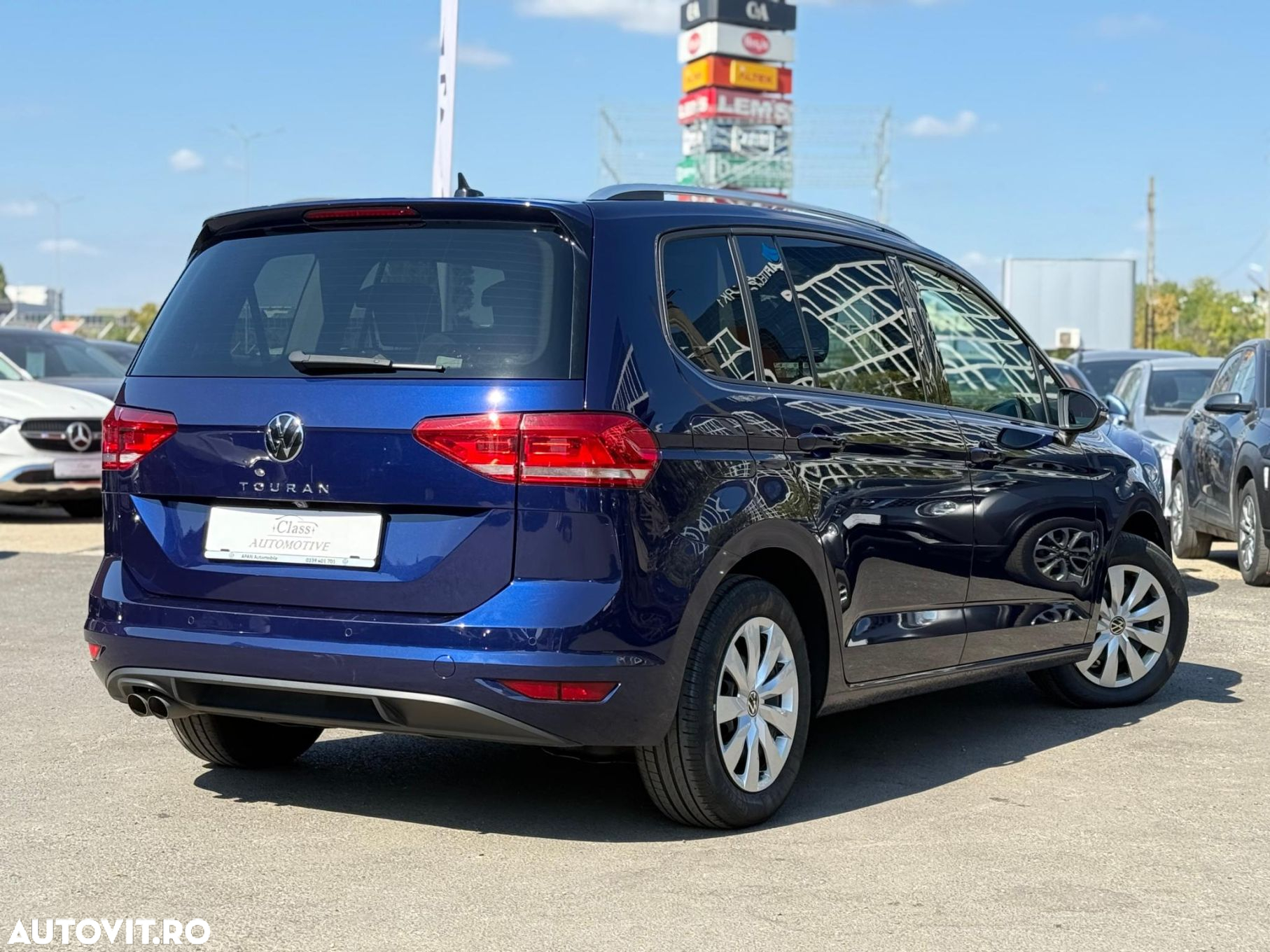 Volkswagen Touran 2.0 TDI DSG Comfortline - 10