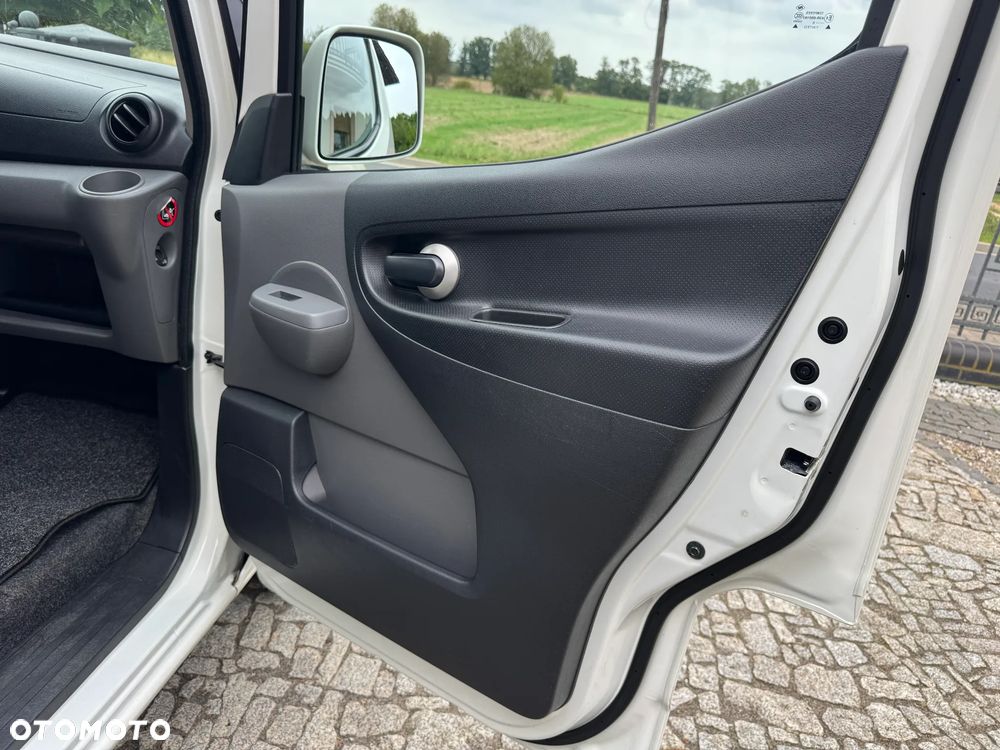 Nissan NV200 Evalia 1.5 Premium - 22