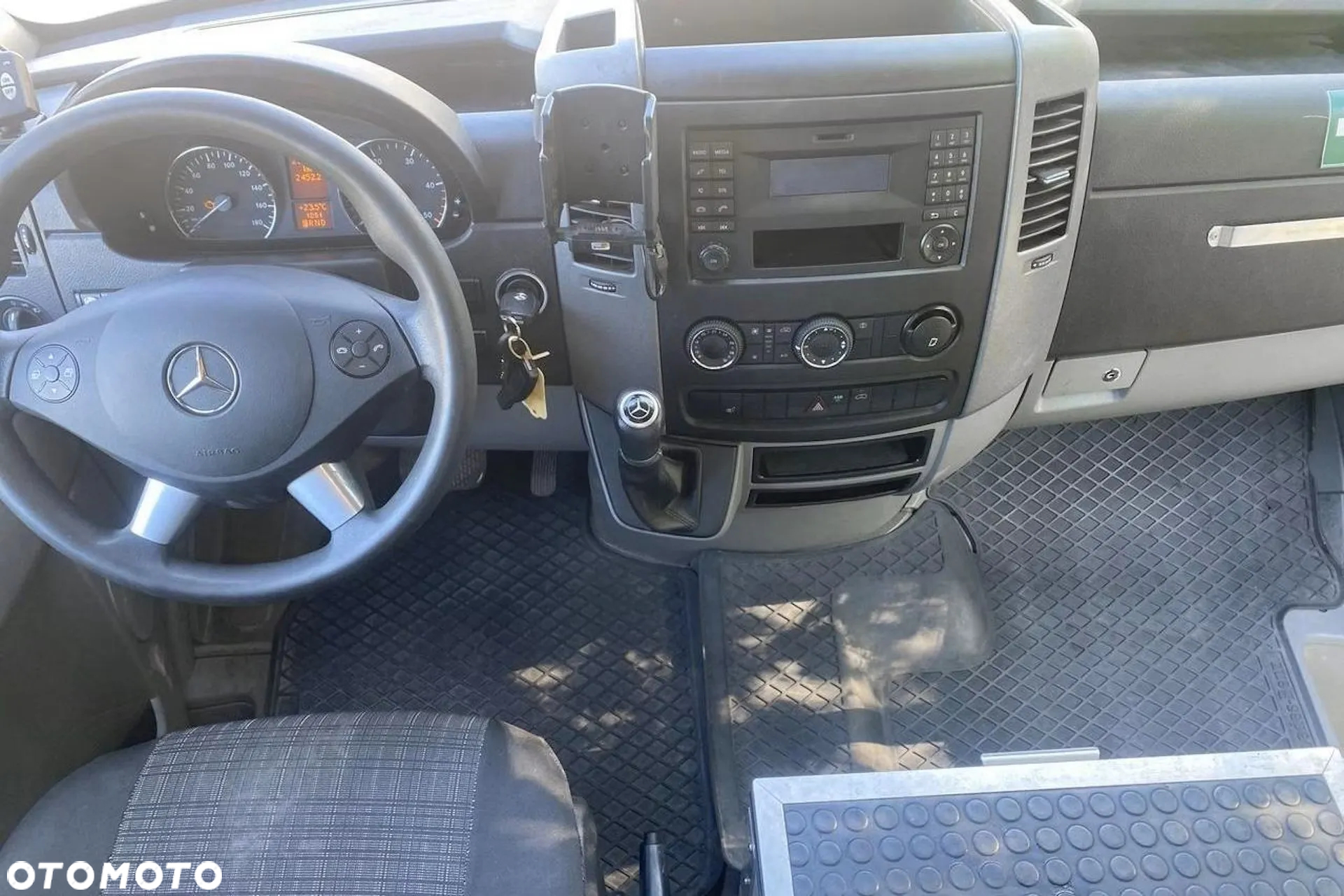 Mercedes-Benz SPRINTER - 9
