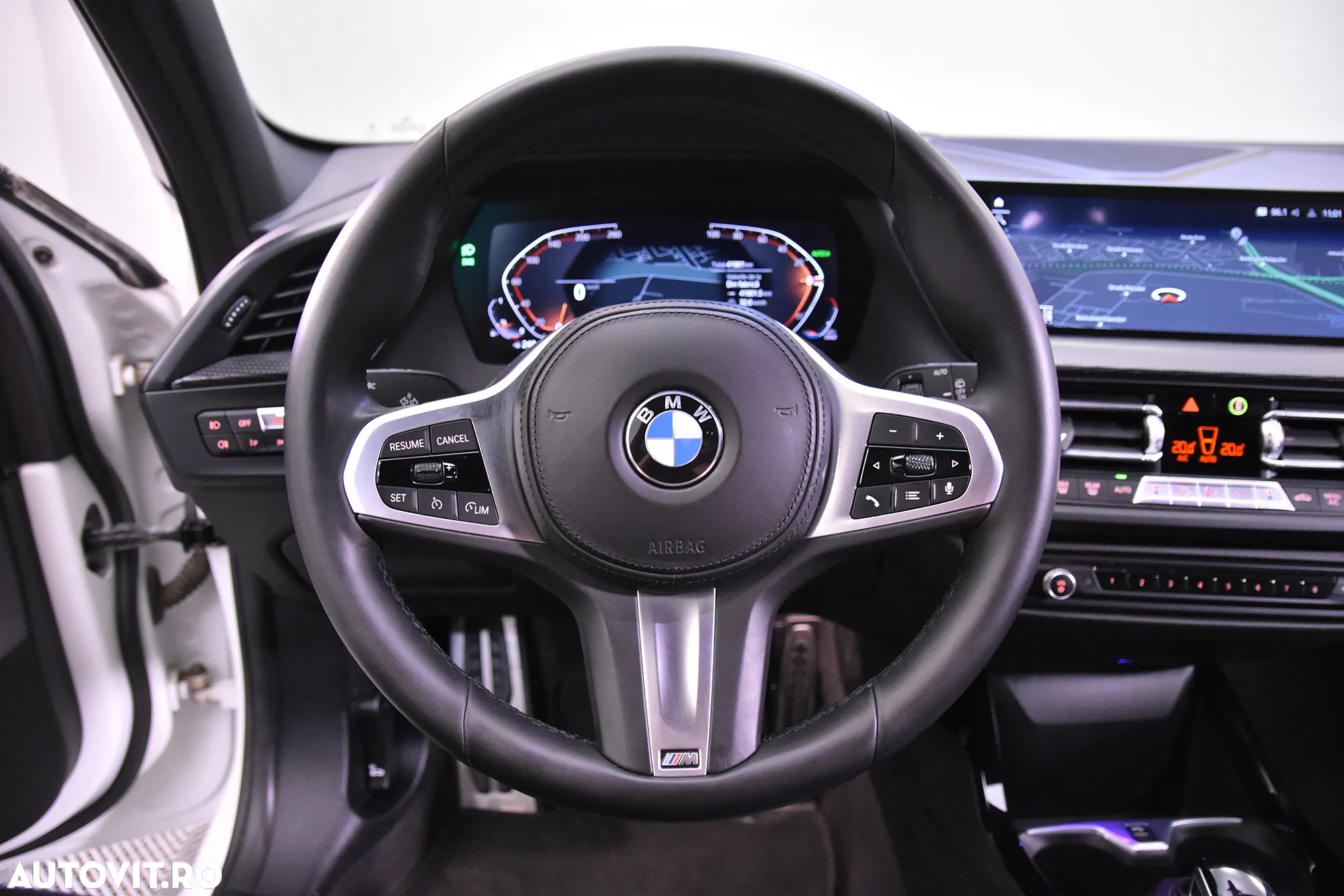 BMW Seria 1 - 15