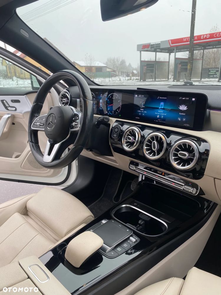 Mercedes-Benz Klasa A 220 4Matic 7G-DCT AMG Line - 7