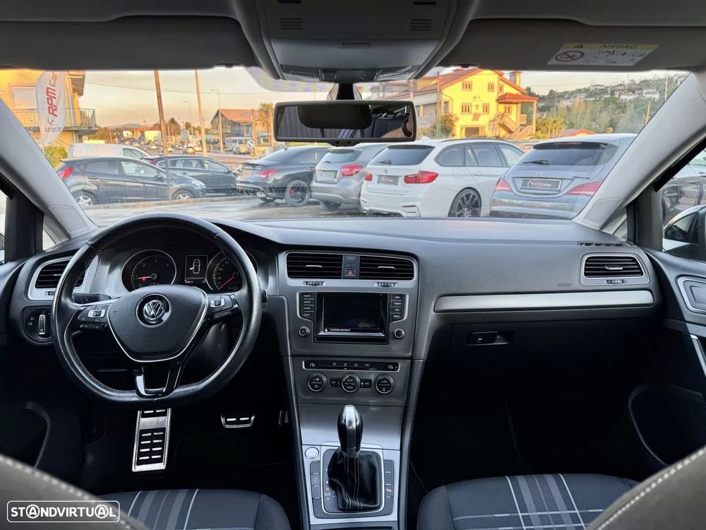 VW Golf 2.0 TDI Highline DSG - 7