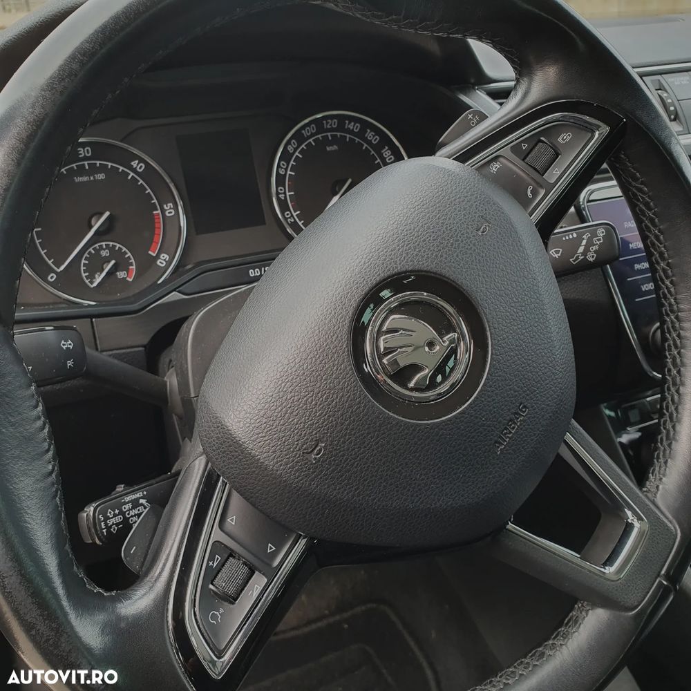 Skoda Superb 2.0 TDI DSG Style - 15