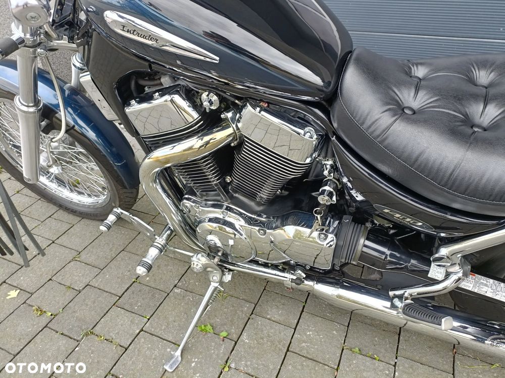 Suzuki Intruder - 20