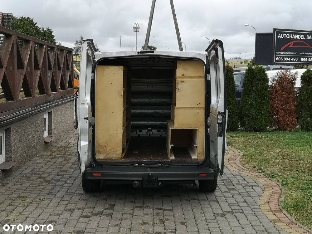 Renault Trafic 2.0dCi 90 - 15