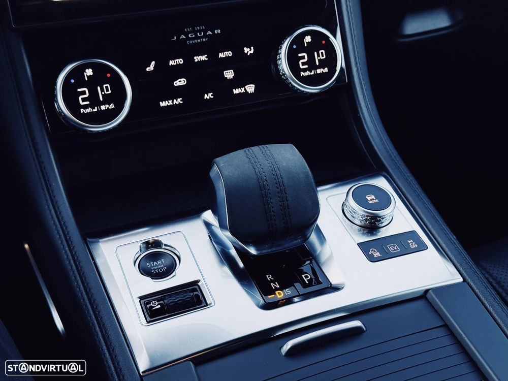 Jaguar F-Pace - 26