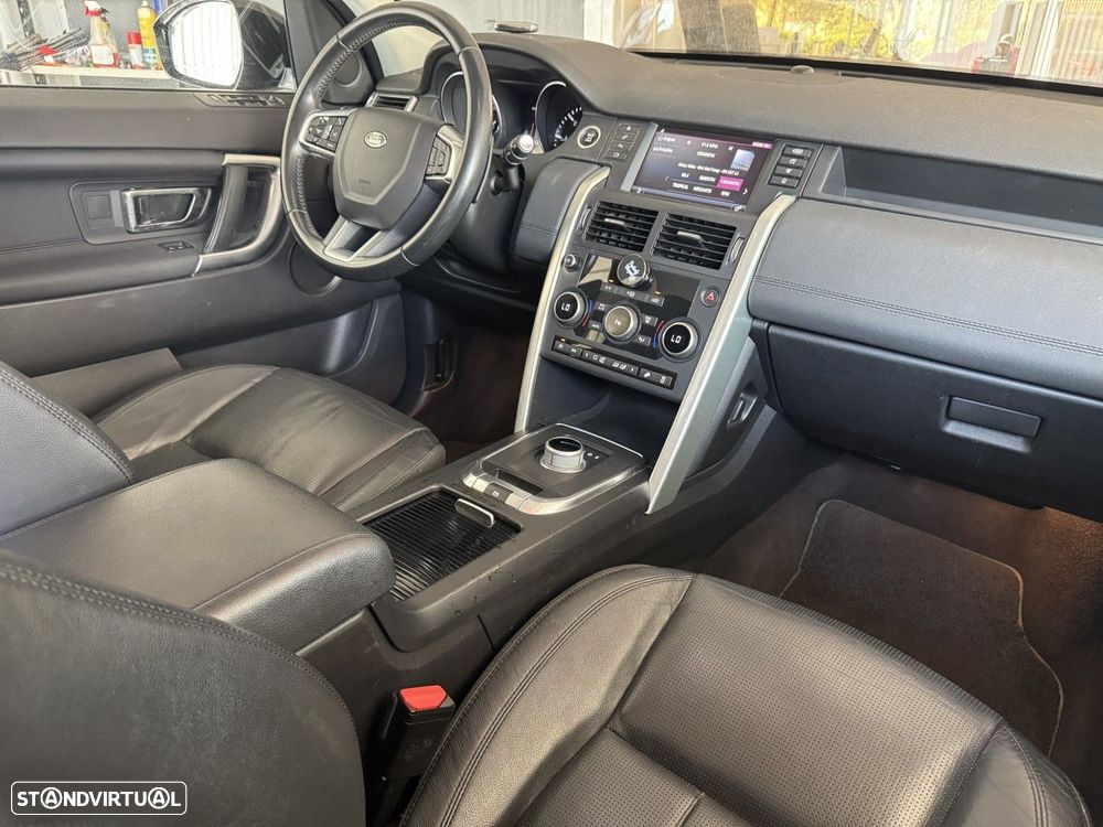 Land Rover Discovery Sport 2.2 SD4 HSE Luxury Auto — fotografia 23