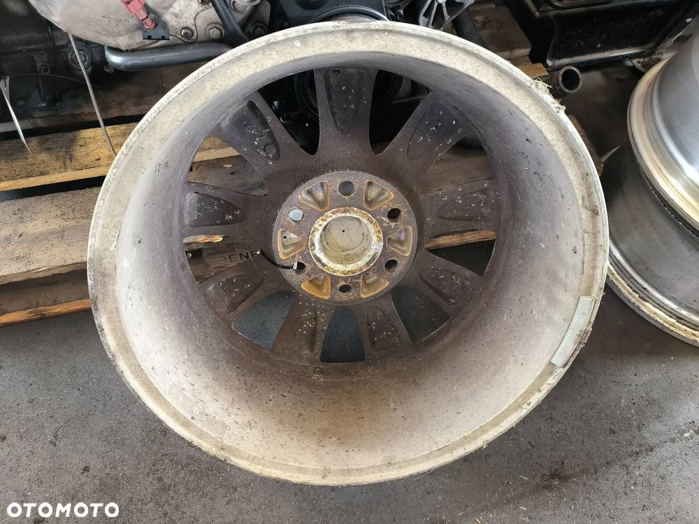 Felga 18 cali Mitsubishi Pajero 2008 SUV Diesel 147kW 3200cm³ - 2