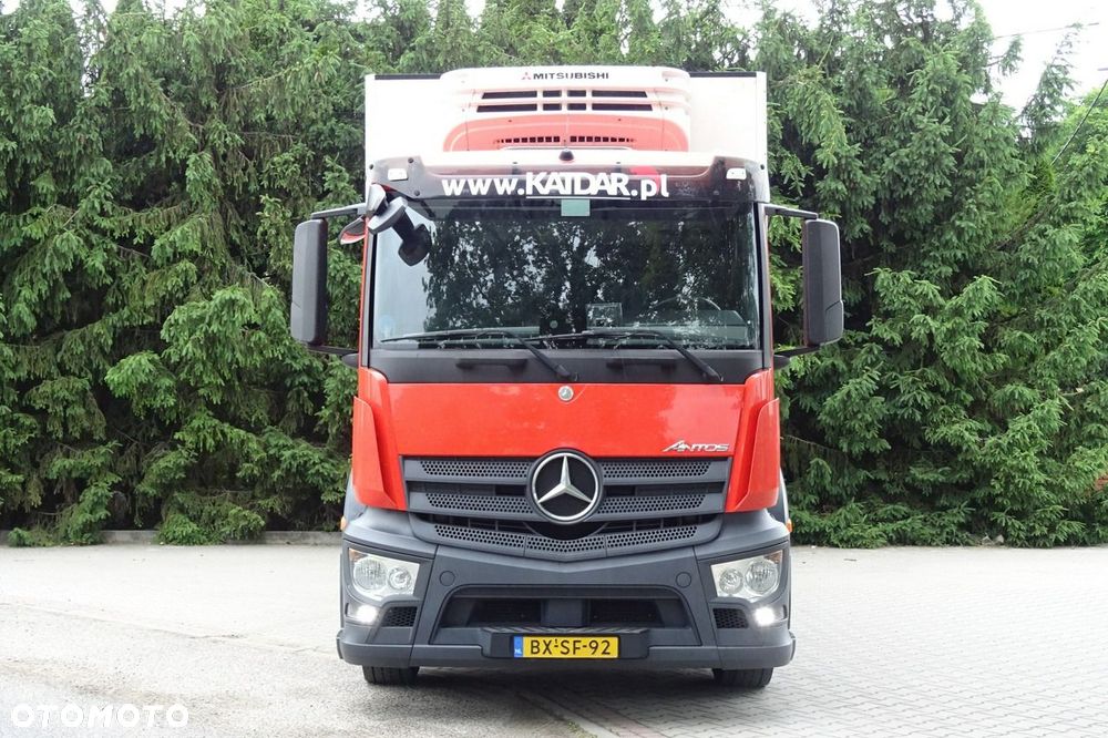 Mercedes-Benz Antos 2540 Sypialna euro 6 chłodni 3 osie podnoszona i skrętna - 24