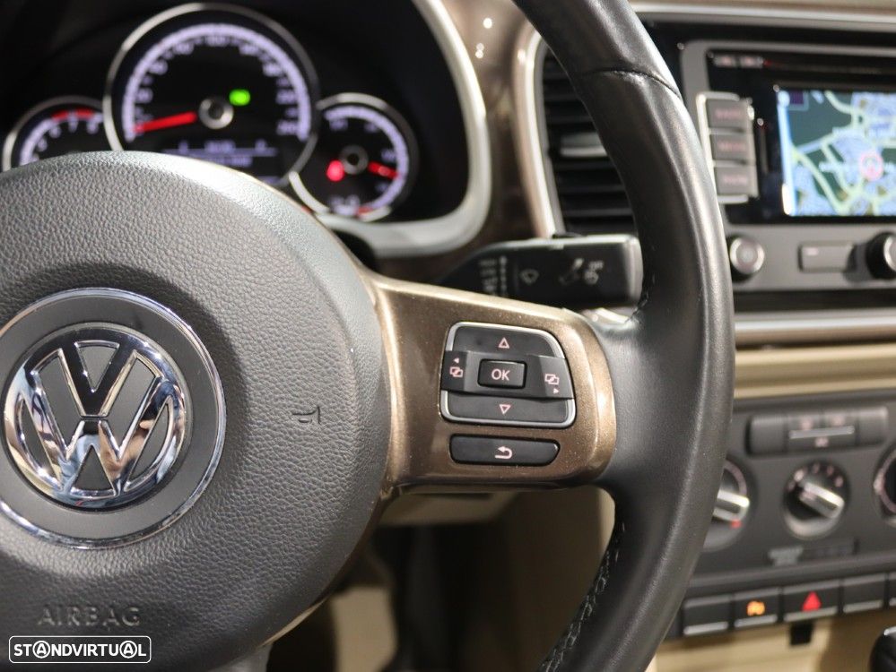 VW New Beetle Cabriolet 1.4 TSI Sport DSG - 28