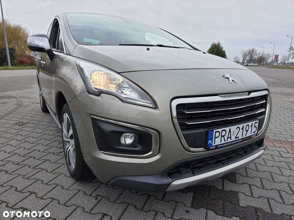 Peugeot 3008 1.2 PureTech GPF Allure S&S - 19