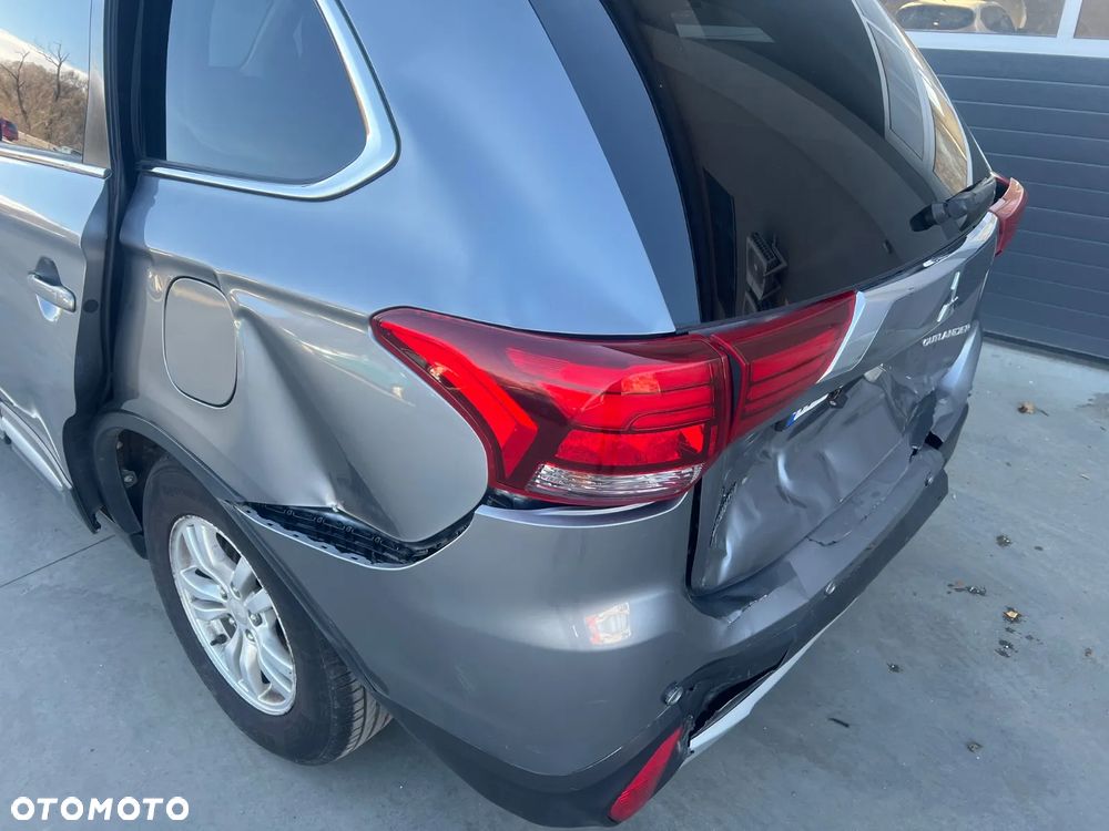 Mitsubishi Outlander 2.0 Intense 4WD CVT - 10