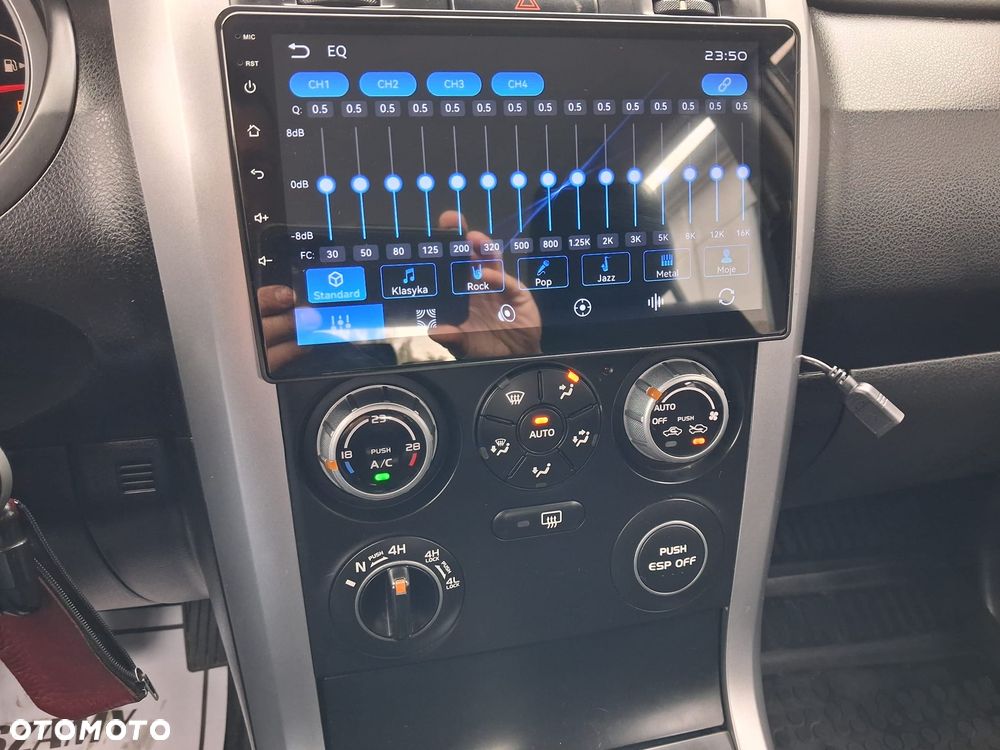 Suzuki Grand Vitara 1.9 DDiS Premium - 21