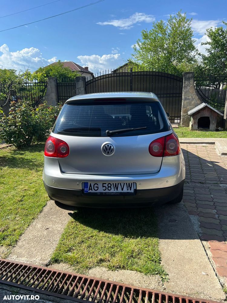 Volkswagen Golf 1.6 Comfortline - 4