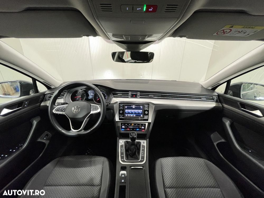 Volkswagen Passat 1.5 TSI ACT Advance - 8
