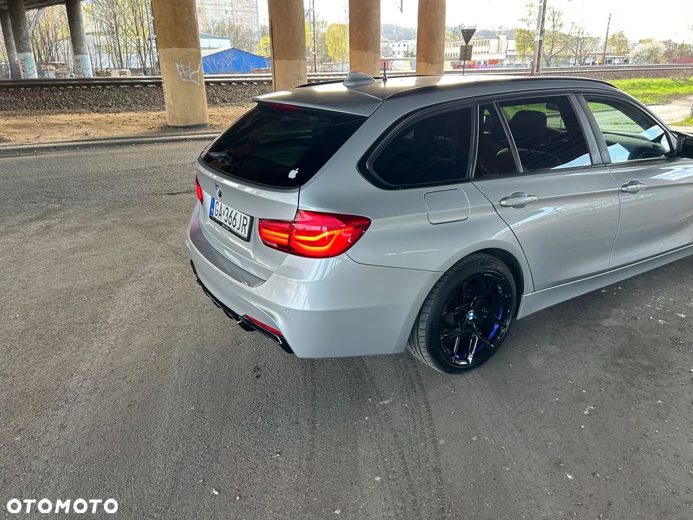 BMW Seria 3 318d M Sport - 12