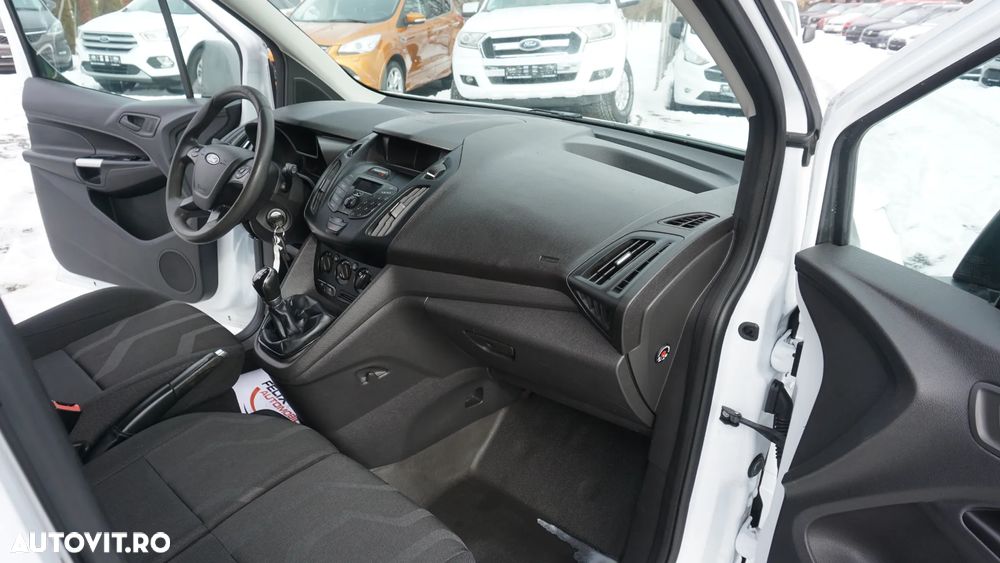 Ford Transit Connect - 13