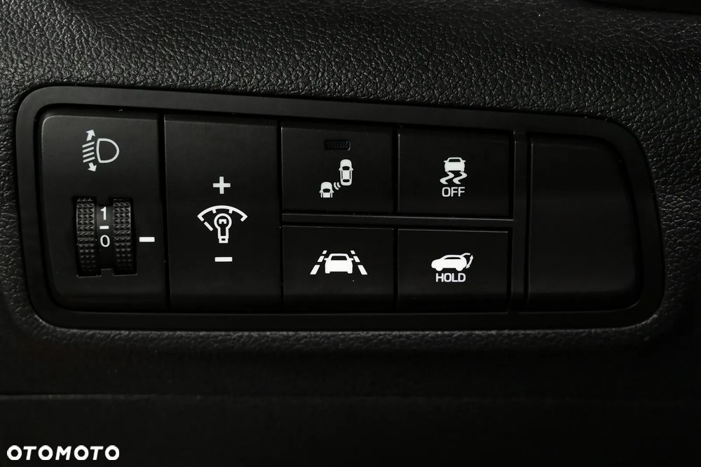 Hyundai Tucson blue 1.6 CRDi 2WD DCT Premium - 32