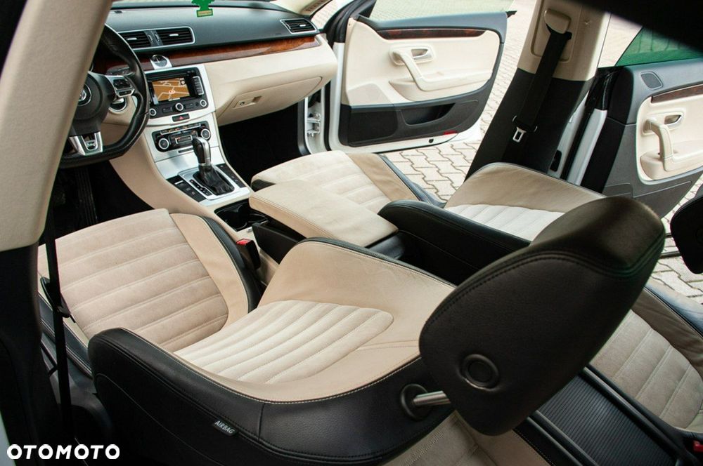 Volkswagen Passat CC - 26