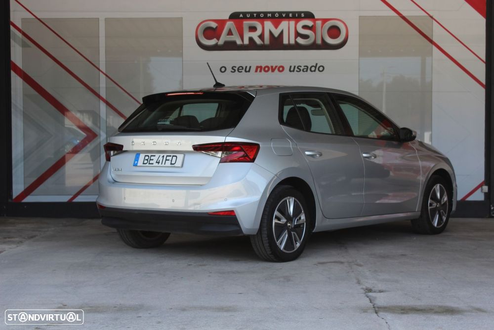Skoda Fabia 2023 photo 3