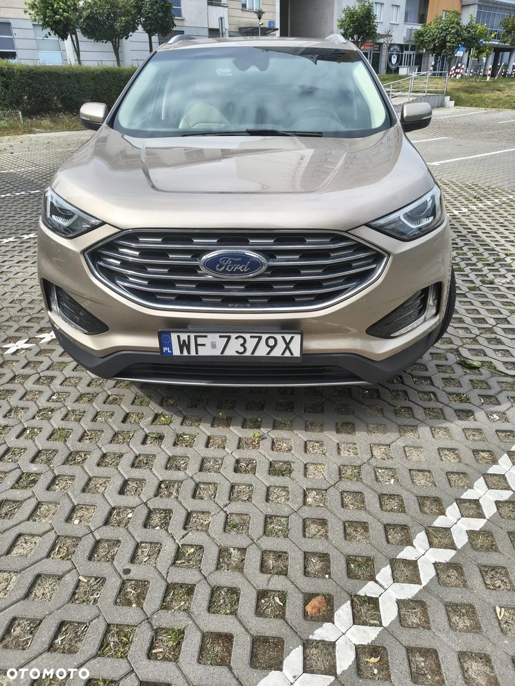 Ford Edge - 8