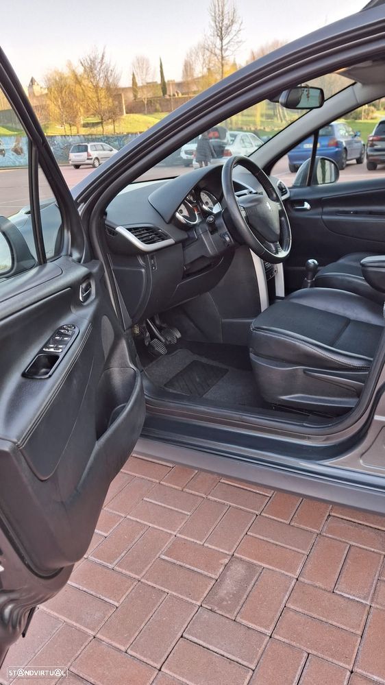 Peugeot 207 SW 1.6 HDi Outdoor - 7