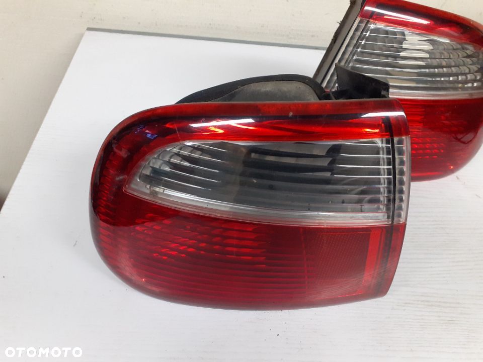LAMPA TYLNA SEAT TOLEDO II ZEWNĘTRZNA PRAWA - 2