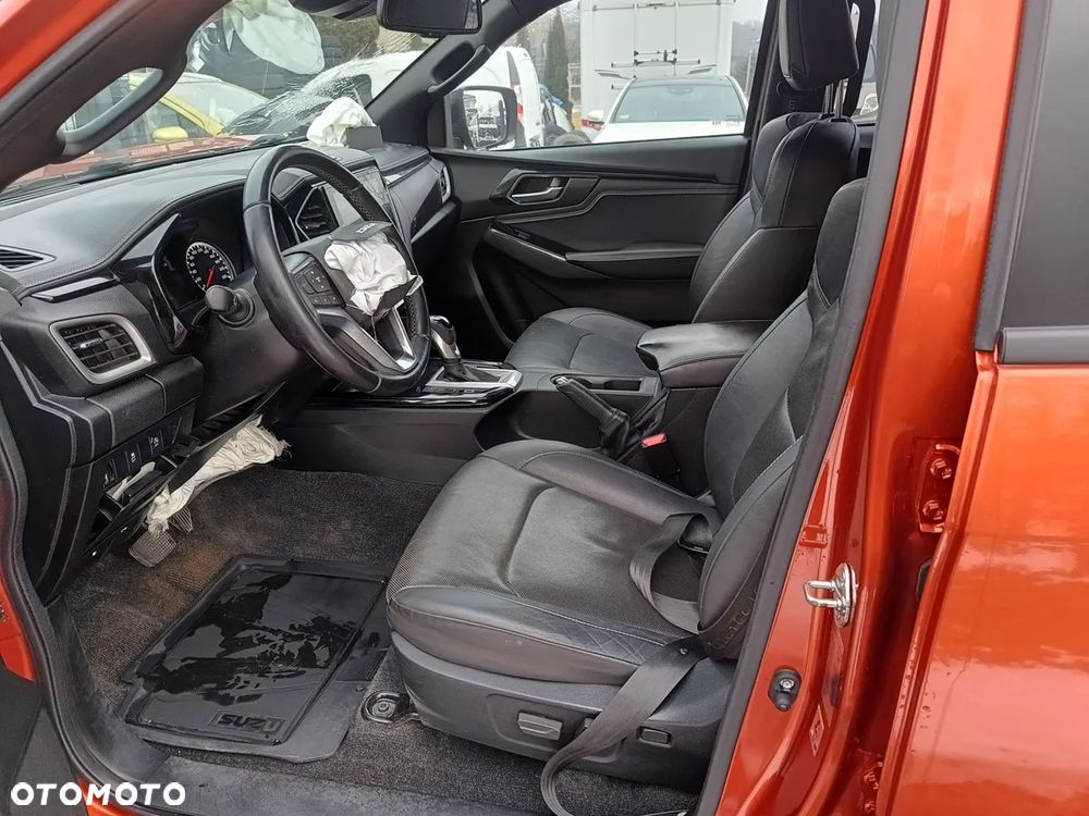Isuzu D-Max 1.9 DC LSE - 10
