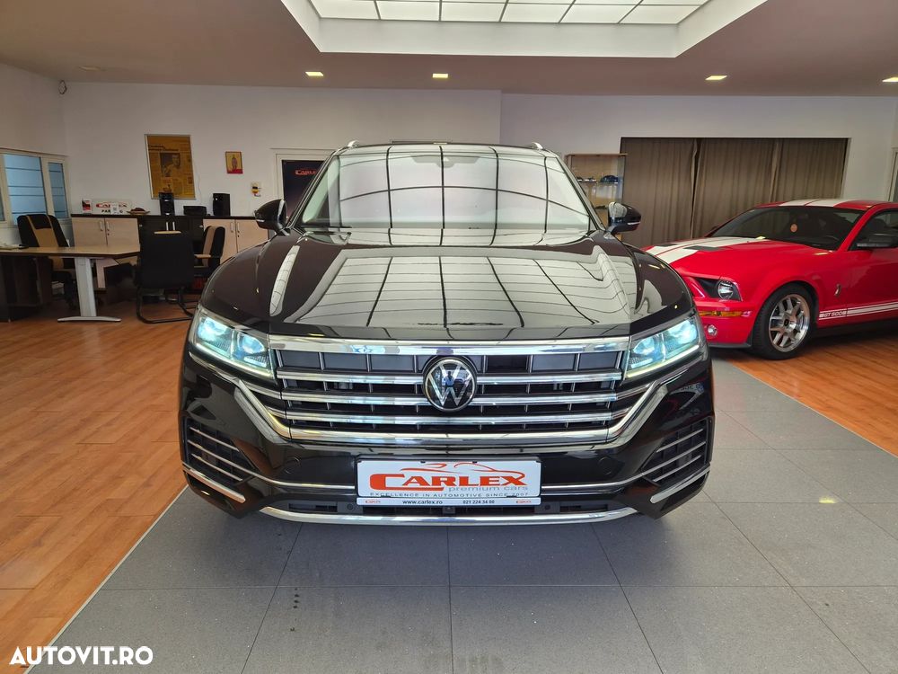Volkswagen Touareg V6 TDI 4MOTION Elegance - 3