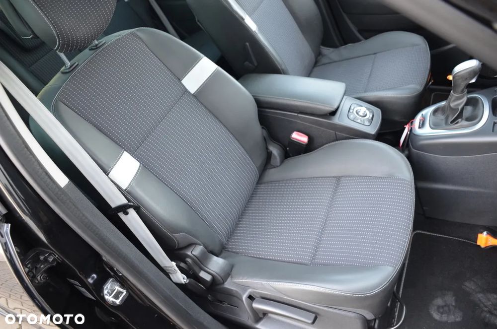 Renault Scenic 2.0 16V 140 CVT Bose Edition - 26