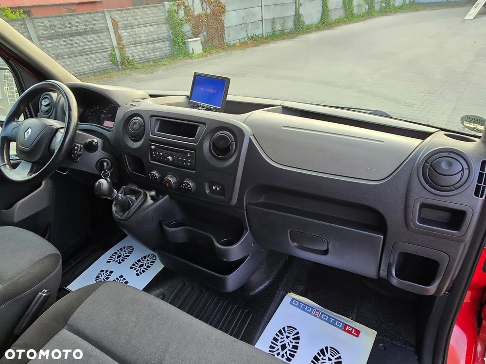 Renault Master - 32