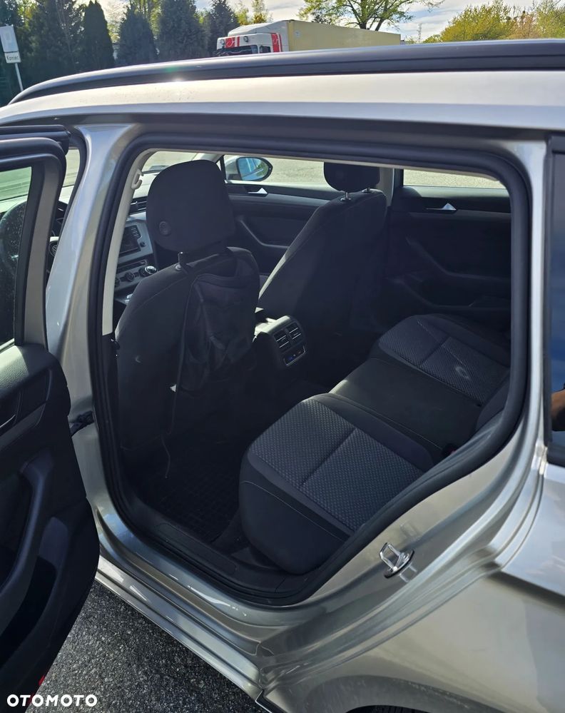 Volkswagen Passat 1.6 TDI BMT Trendline - 10