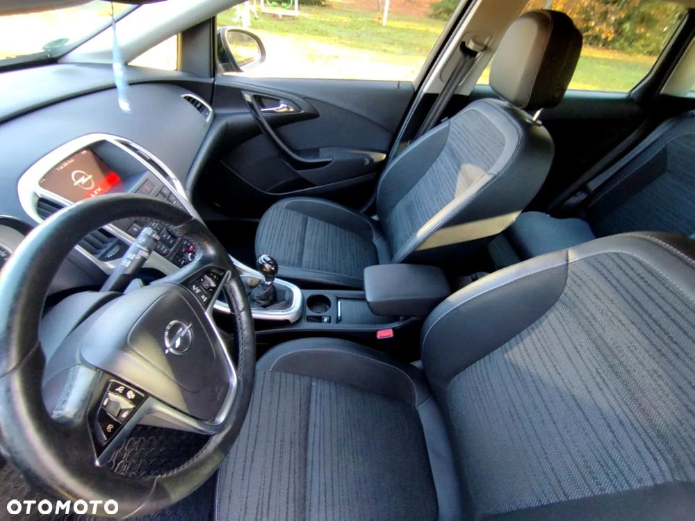 Opel Astra - 14