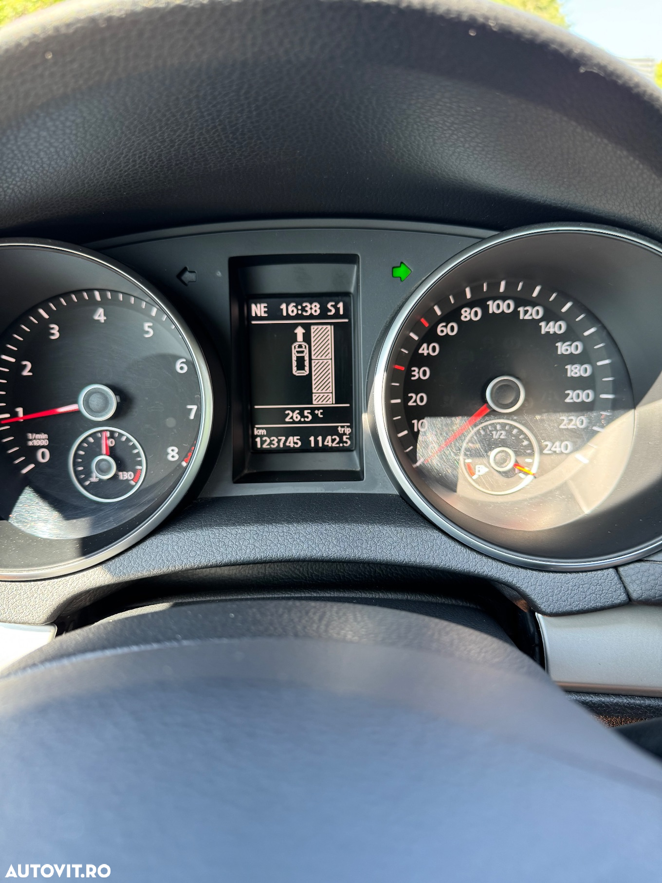 Volkswagen Golf 1.4 TSI Highline DSG - 11