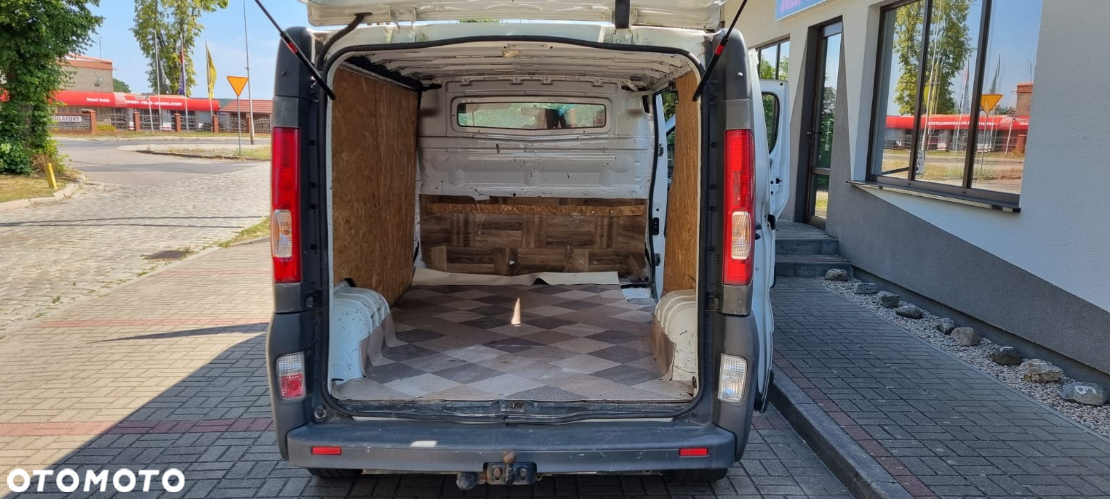 Opel Vivaro - 14