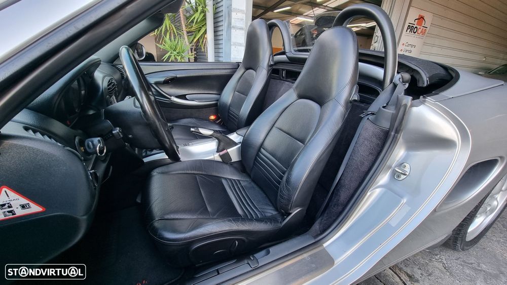 Porsche Boxster - 11