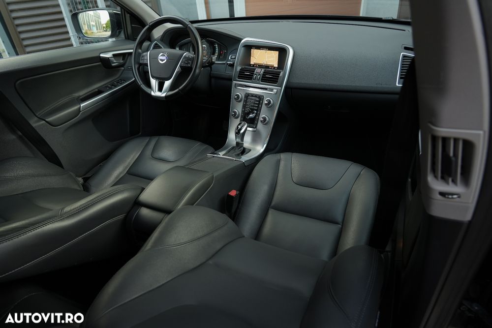 Volvo XC 60 D4 Geartronic Summum - 10
