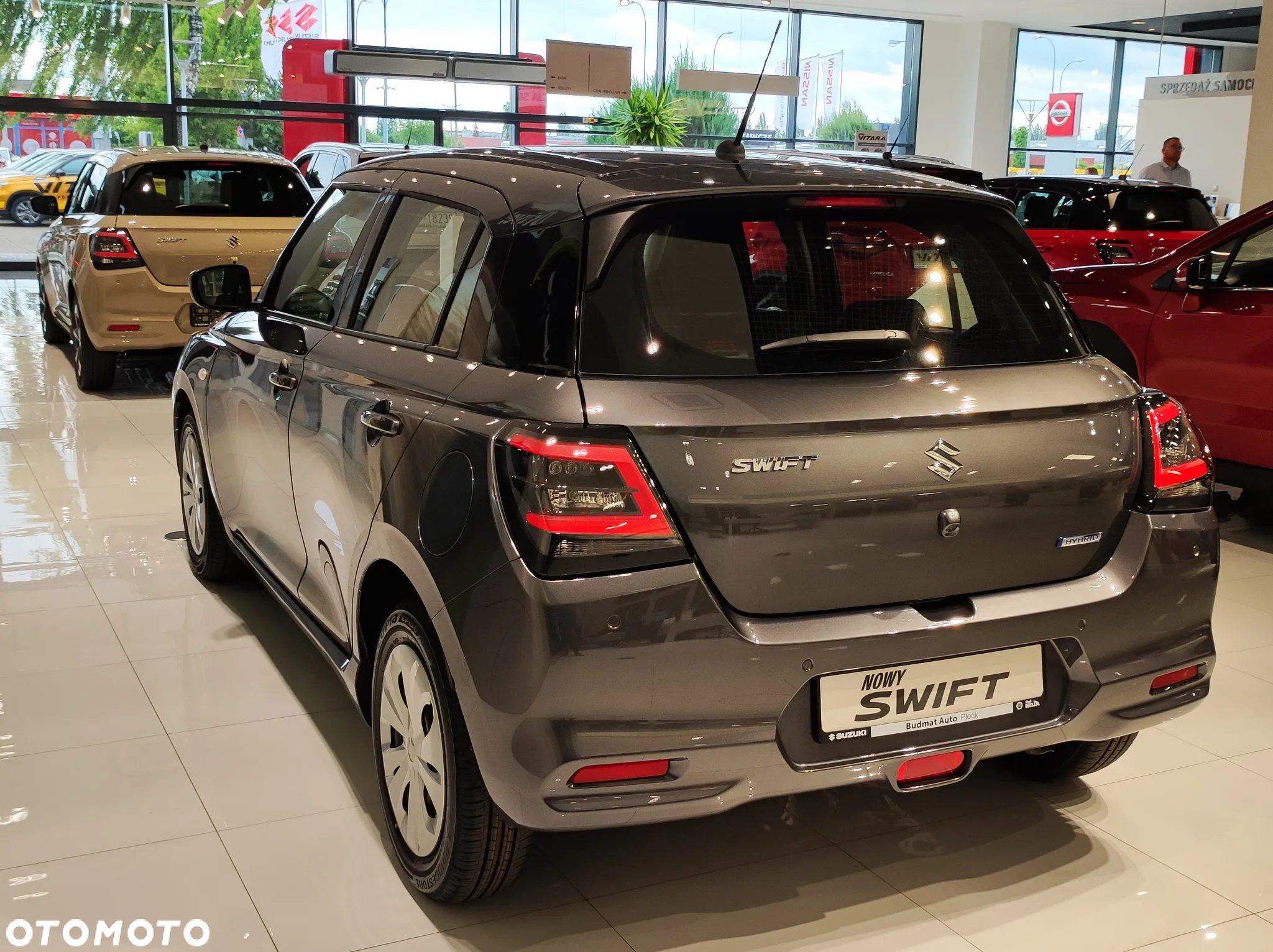 Suzuki Swift 1.2 Dualjet SHVS Premium - 4