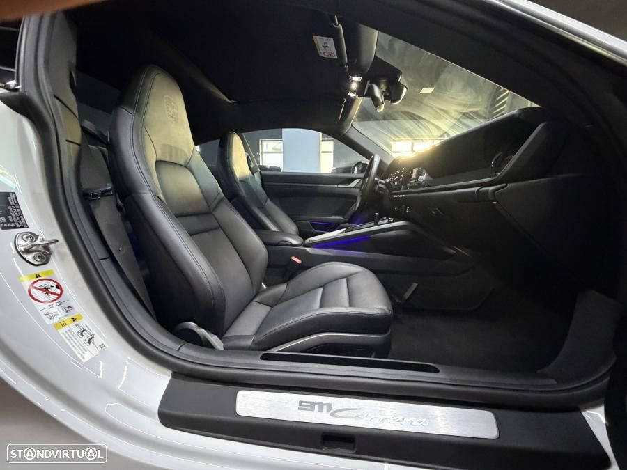 Porsche 911 (992) Carrera PDK - 25