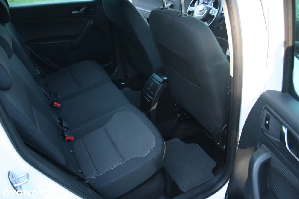 Skoda Yeti 2.0 TDI Elegance PLUS EDITION - 18