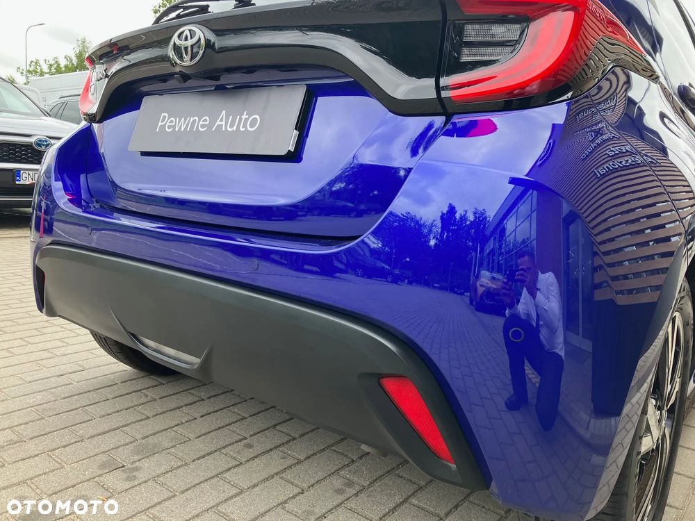 Toyota Yaris Hybrid 1.5 Style - 10
