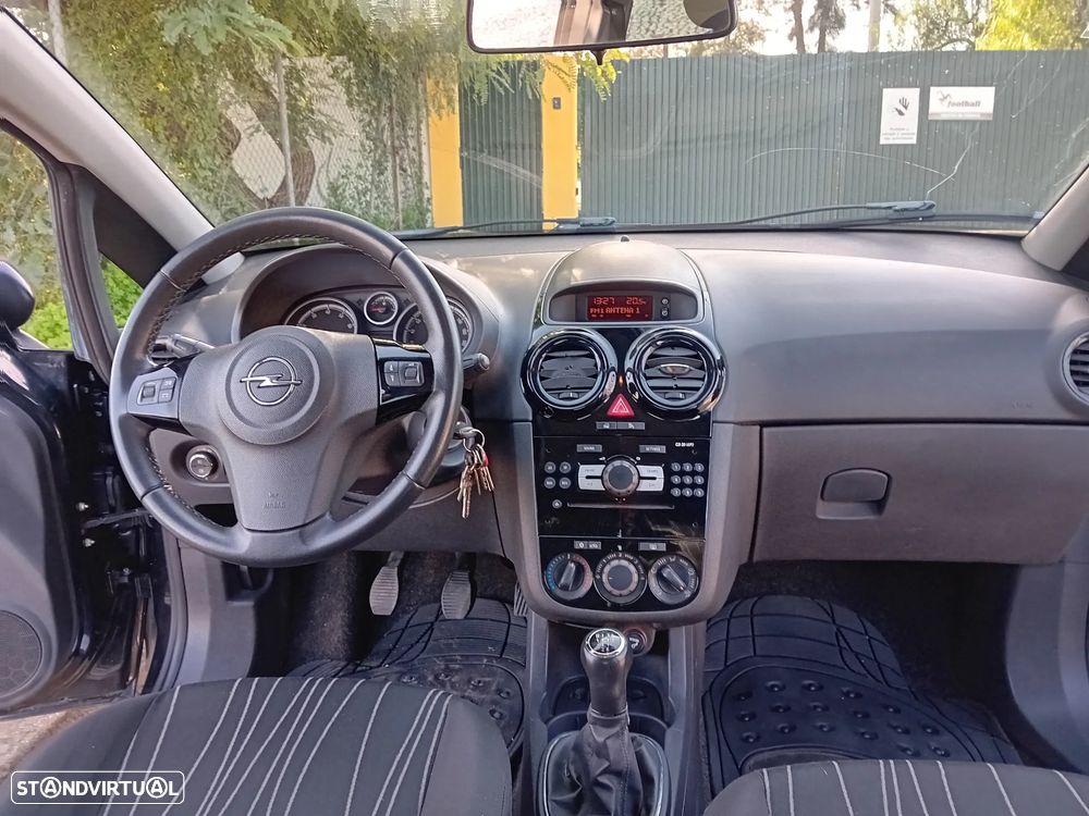 Opel Corsa 1.2 Cosmo 111 - 19