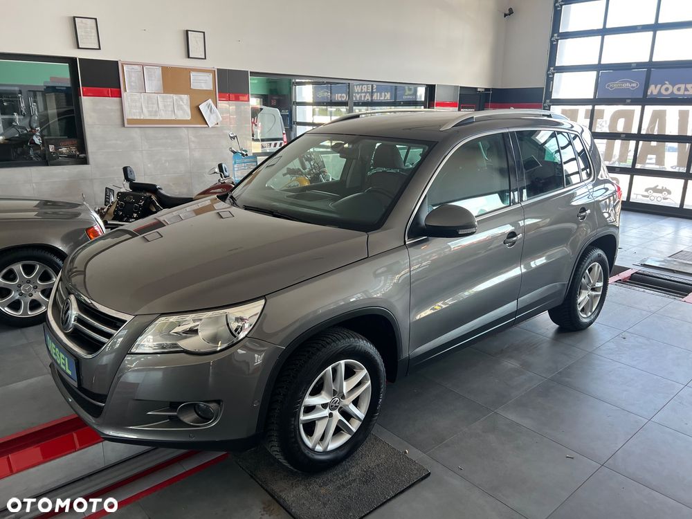 Volkswagen Tiguan 2.0 TDI DPF 4Motion BlueMotion Technology DSG Cup Track & Style - 4