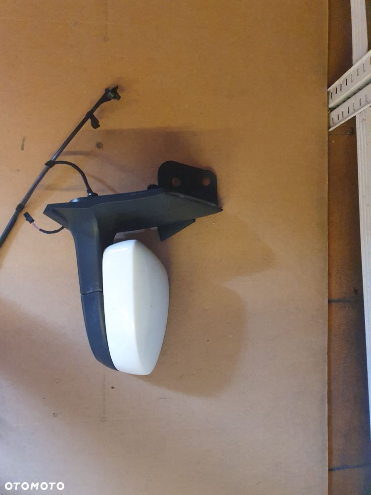 LUSTERKO LEWE VW UP 7+2 PIN KOD LAKIERU LB9A EUROPA - 4