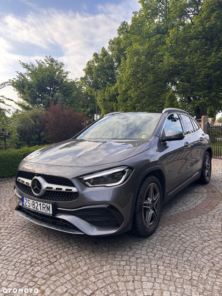 Mercedes-Benz GLA 200 AMG Line - 1