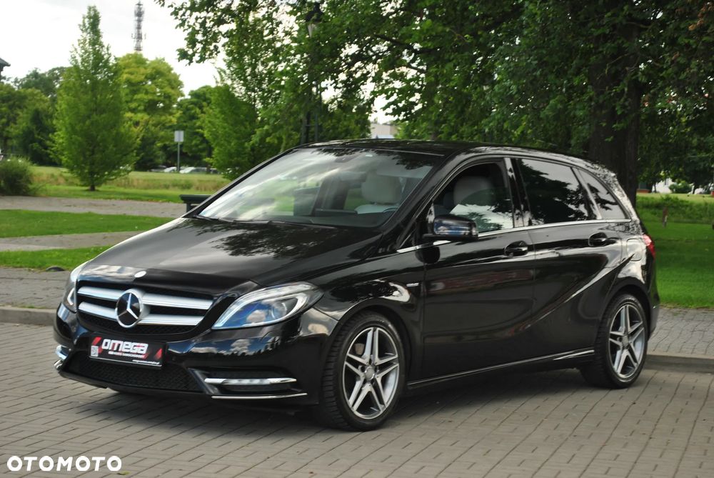 Mercedes-Benz Klasa B 180 (BlueEFFICIENCY) 7G-DCT - 1
