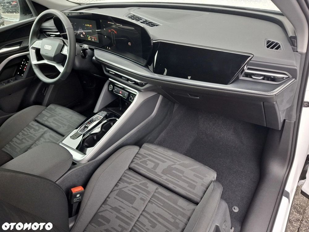 Audi Q5 Sportback - 12